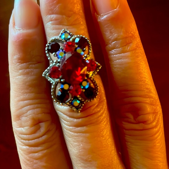 Fun, red ruby ring adjustable - Picture 1 of 2